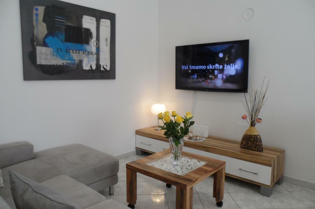 Apartment Playa Novigrad Istria Exterior foto