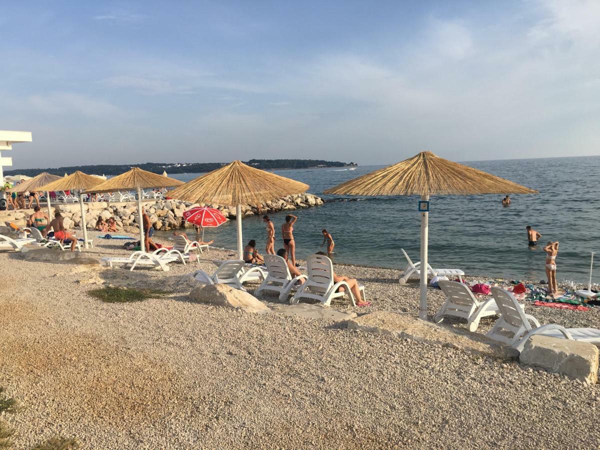 Apartment Playa Novigrad Istria Exterior foto